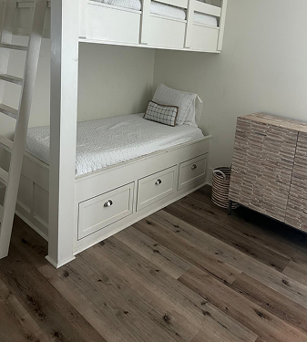 5dd383e0-30a1-466b-bf1b-35b09bcec97b 1